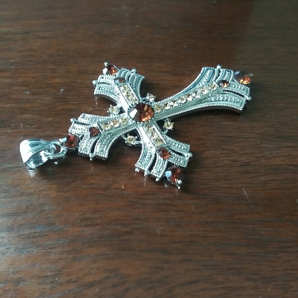 Vintage cross with orange crystals pendant - Picture 5 of 8